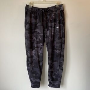 Nike Camo Sweatpants